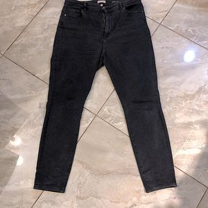 DL1961 x Marianna Hewitt Chrissy Ankle in black